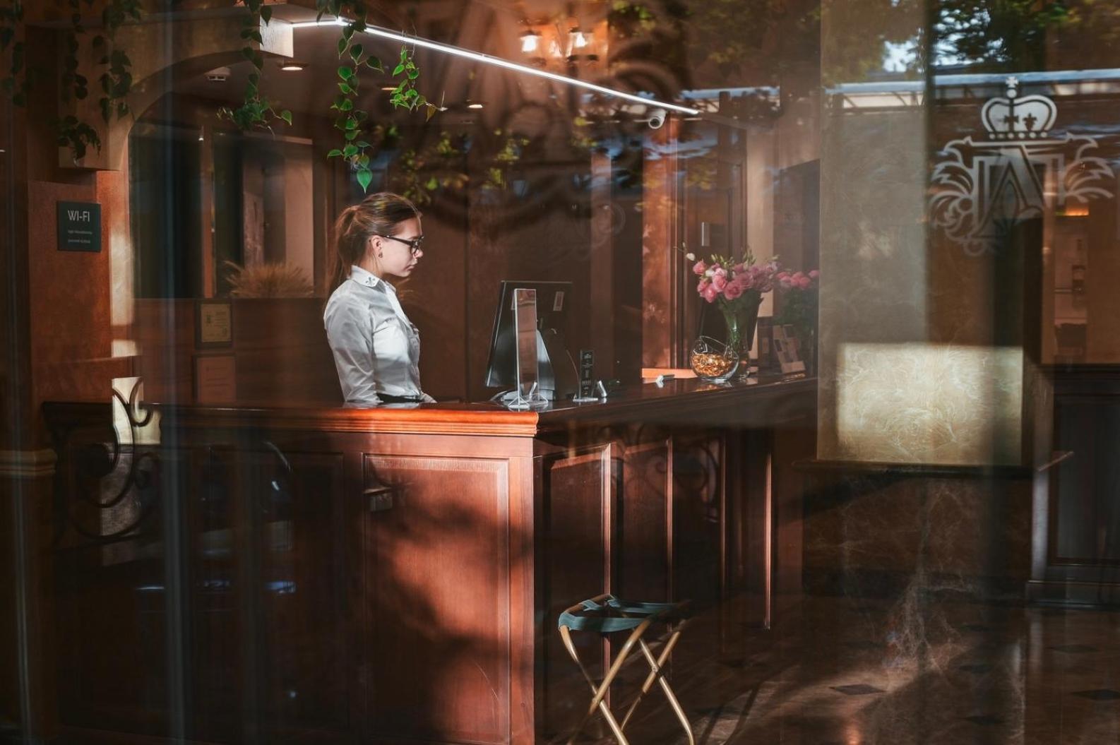 Alexandrovskiy Hotel Odessa Luaran gambar