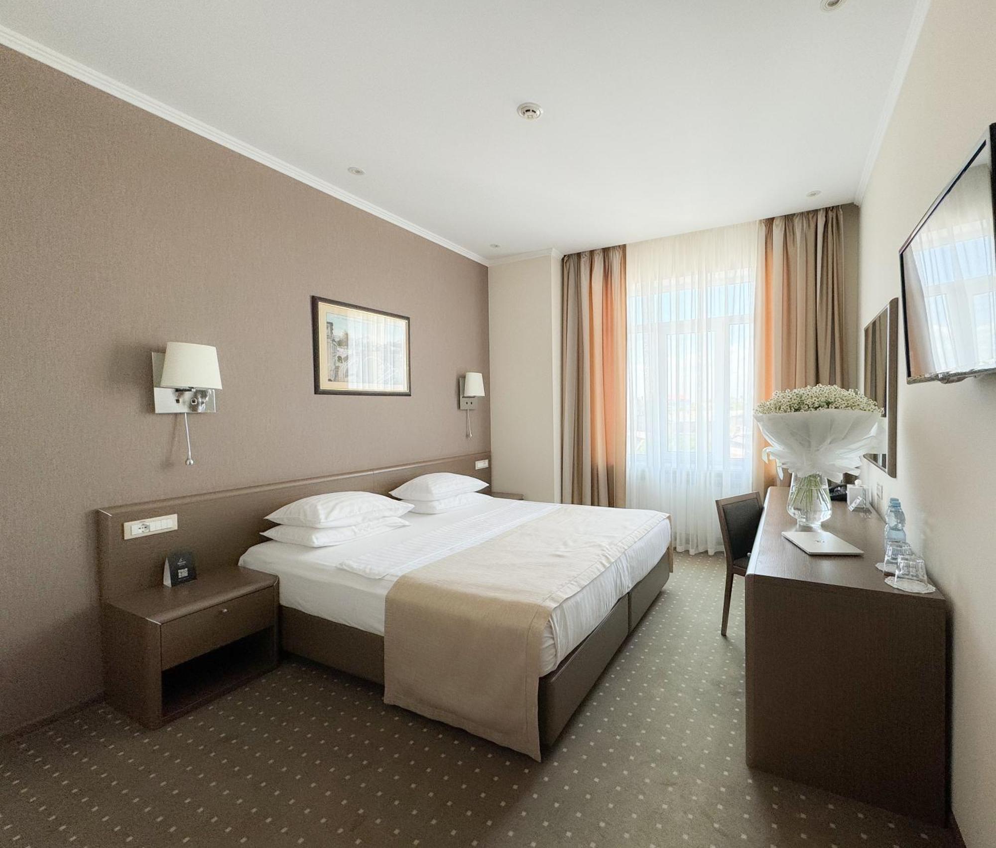 Alexandrovskiy Hotel Odessa Luaran gambar